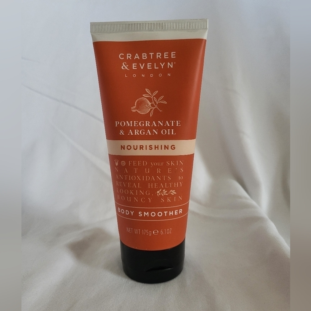Crabtree & Evelyn Nourishing Body Smoother - Pomegranate & Argan Oil  Made In UK